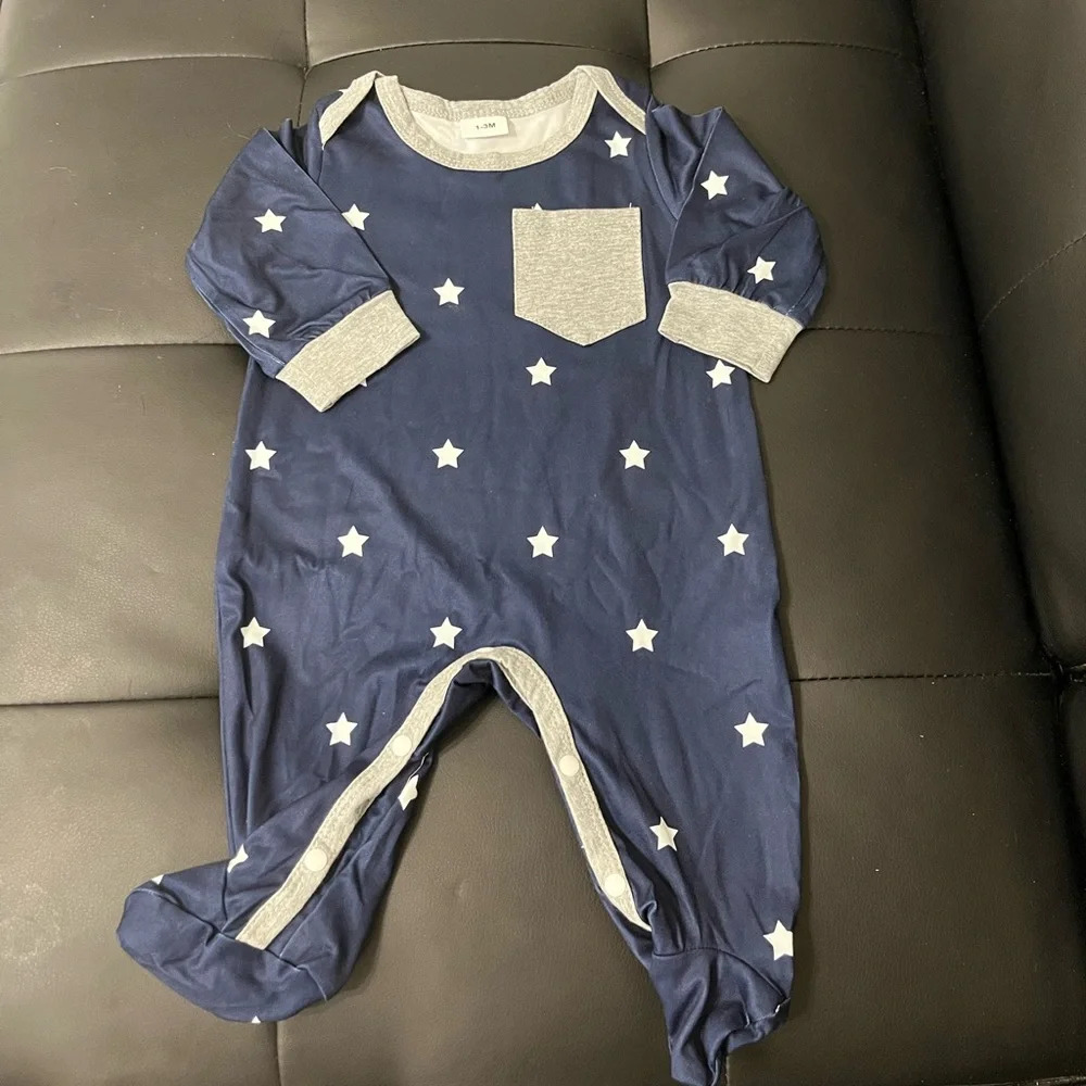 NWT Set of 2, 1-3 month, baby sleepers. Baby boy. - Picture 2 of 5